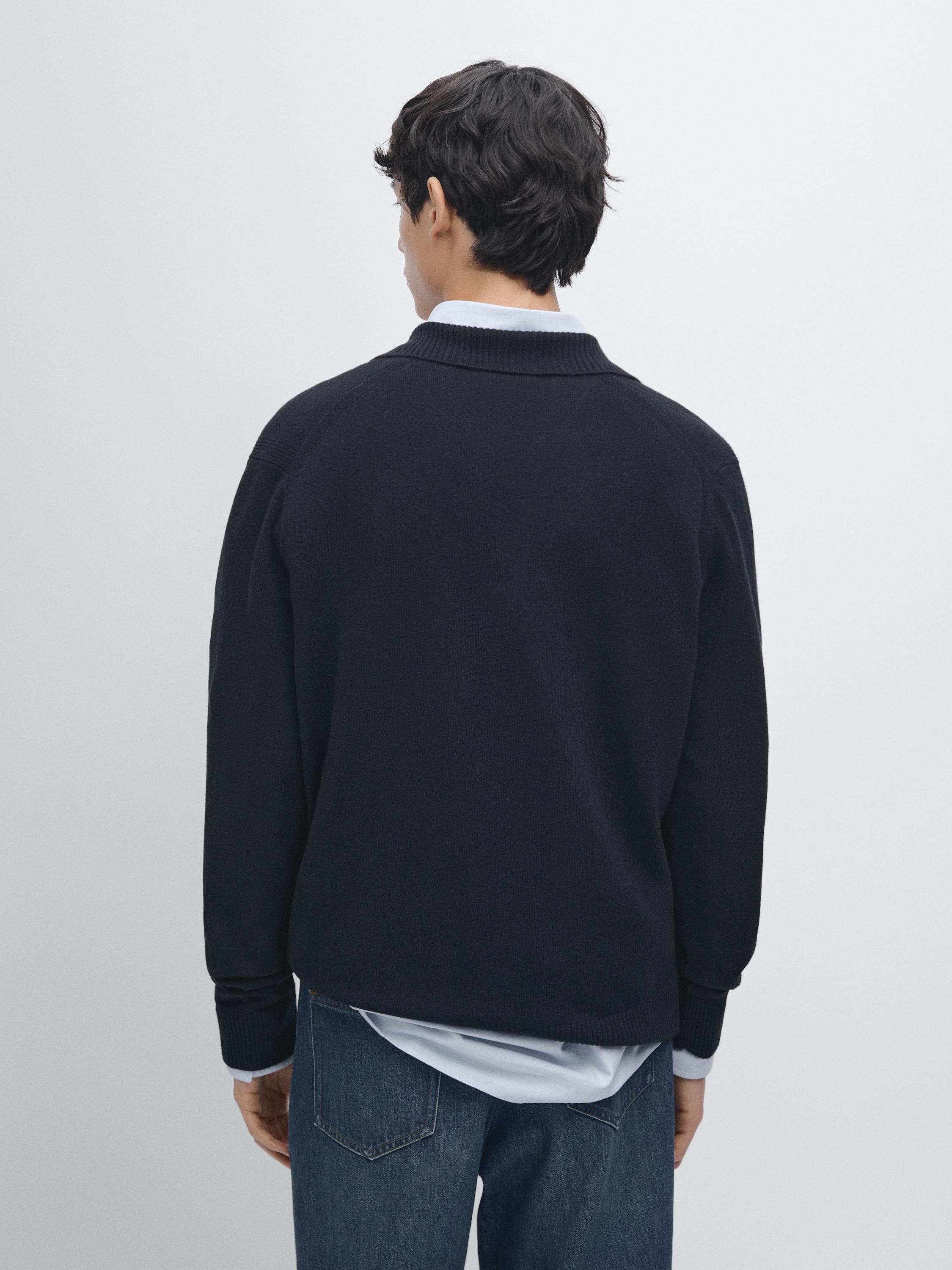 Wool V-neck knit polo sweater